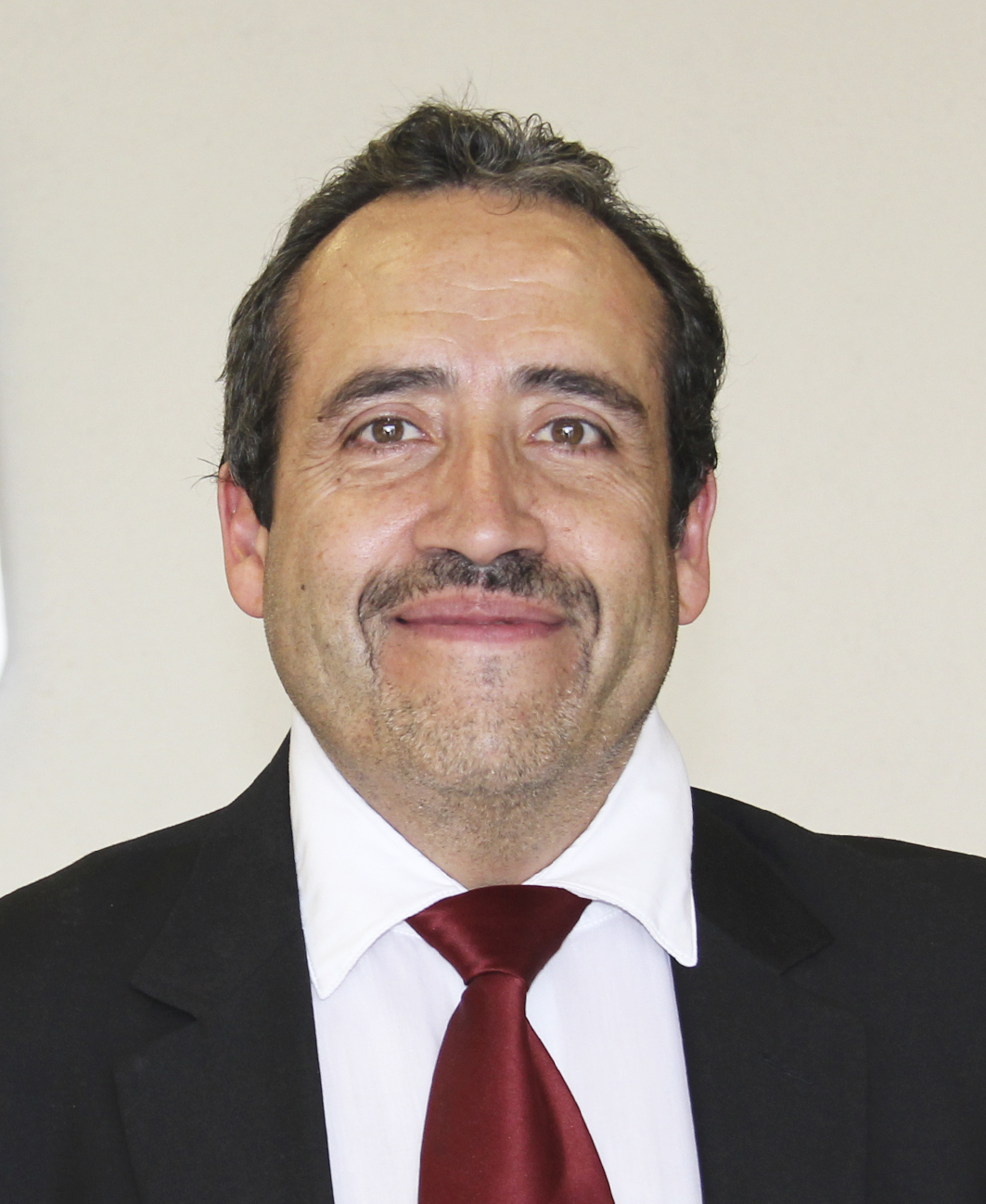 Dr. Manuel Alejandro Robles Acevedo