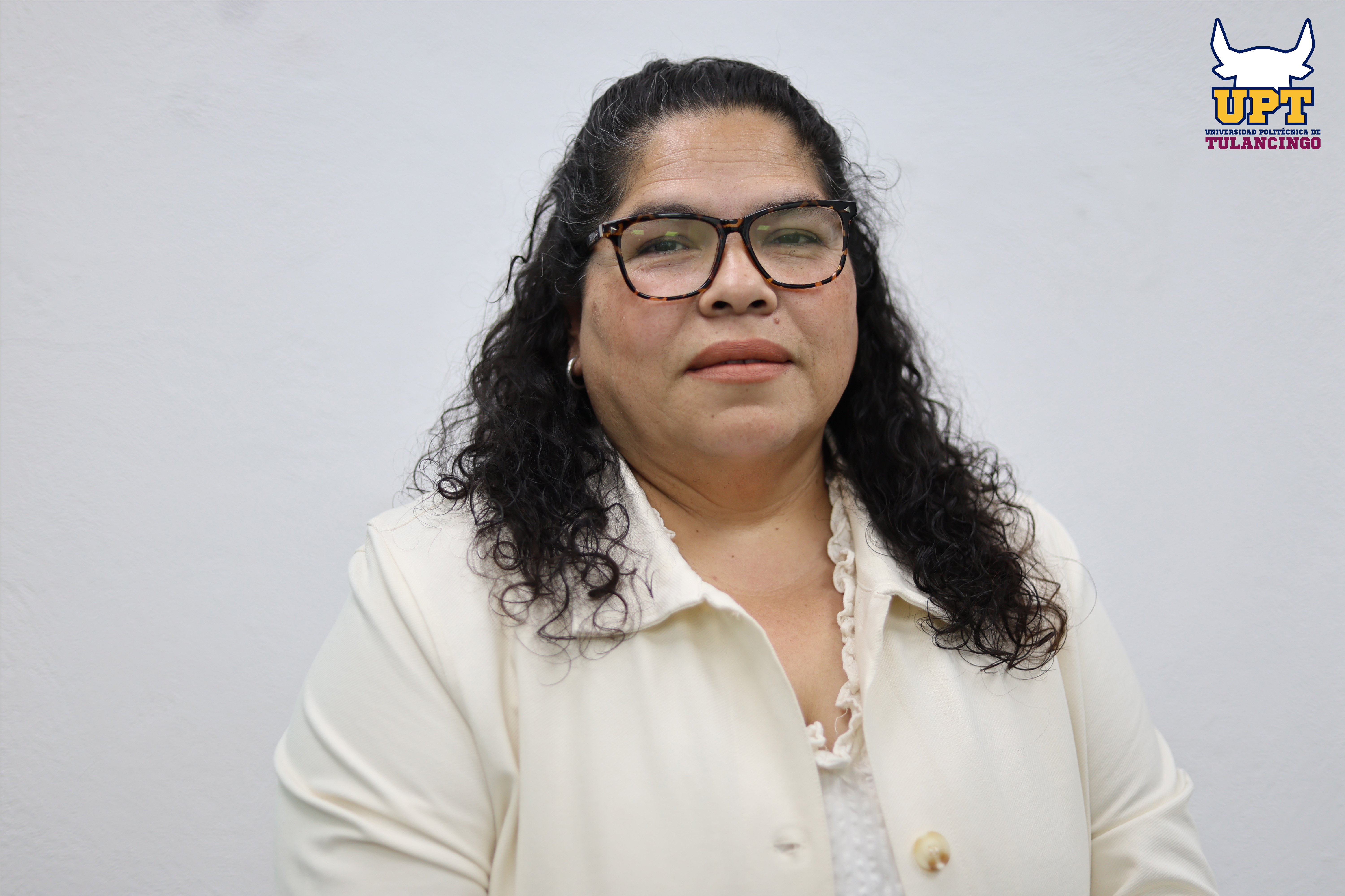 Dra. Claudia Vega Hernández