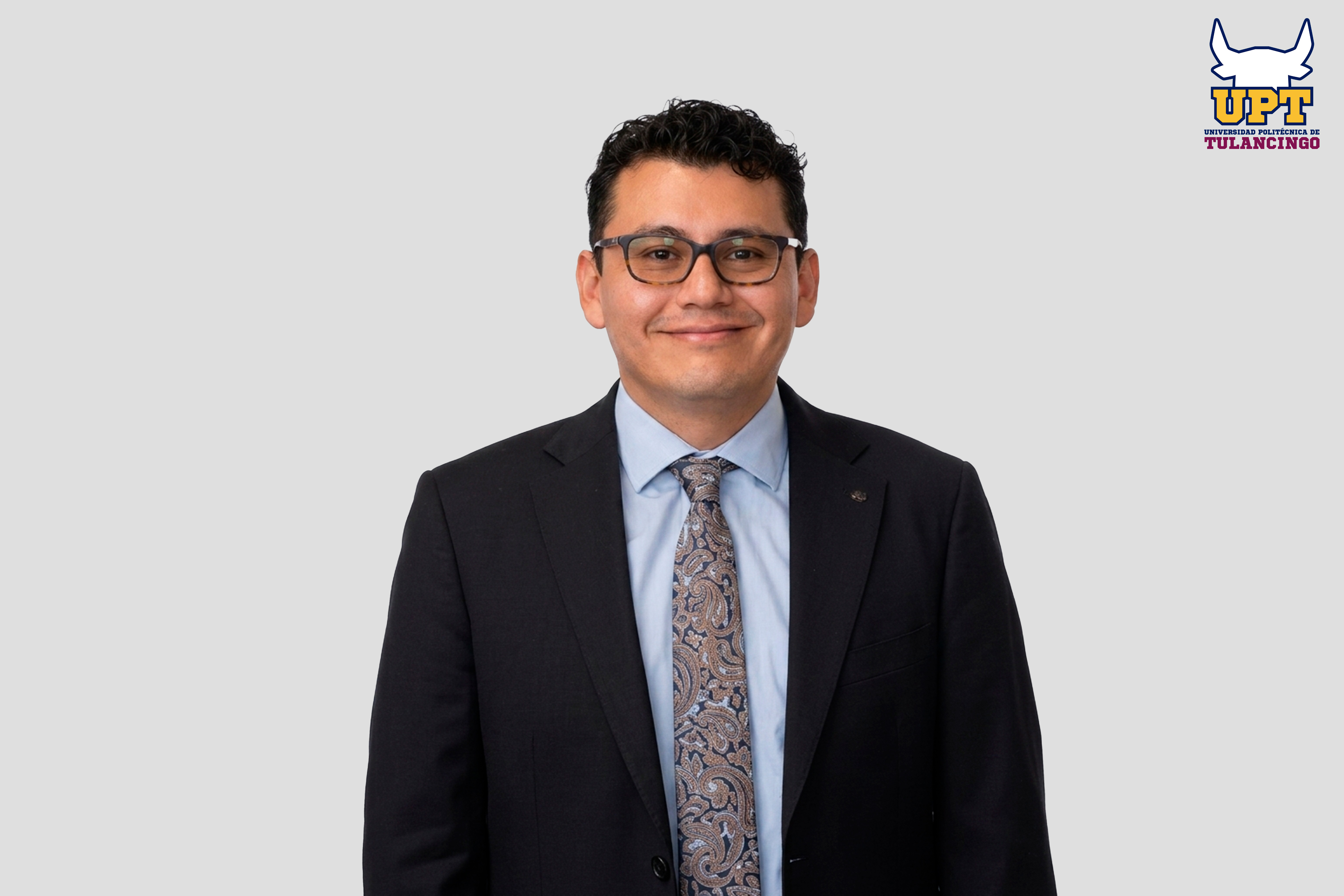 Dr. Julio Aurelio Sarabia Alonso