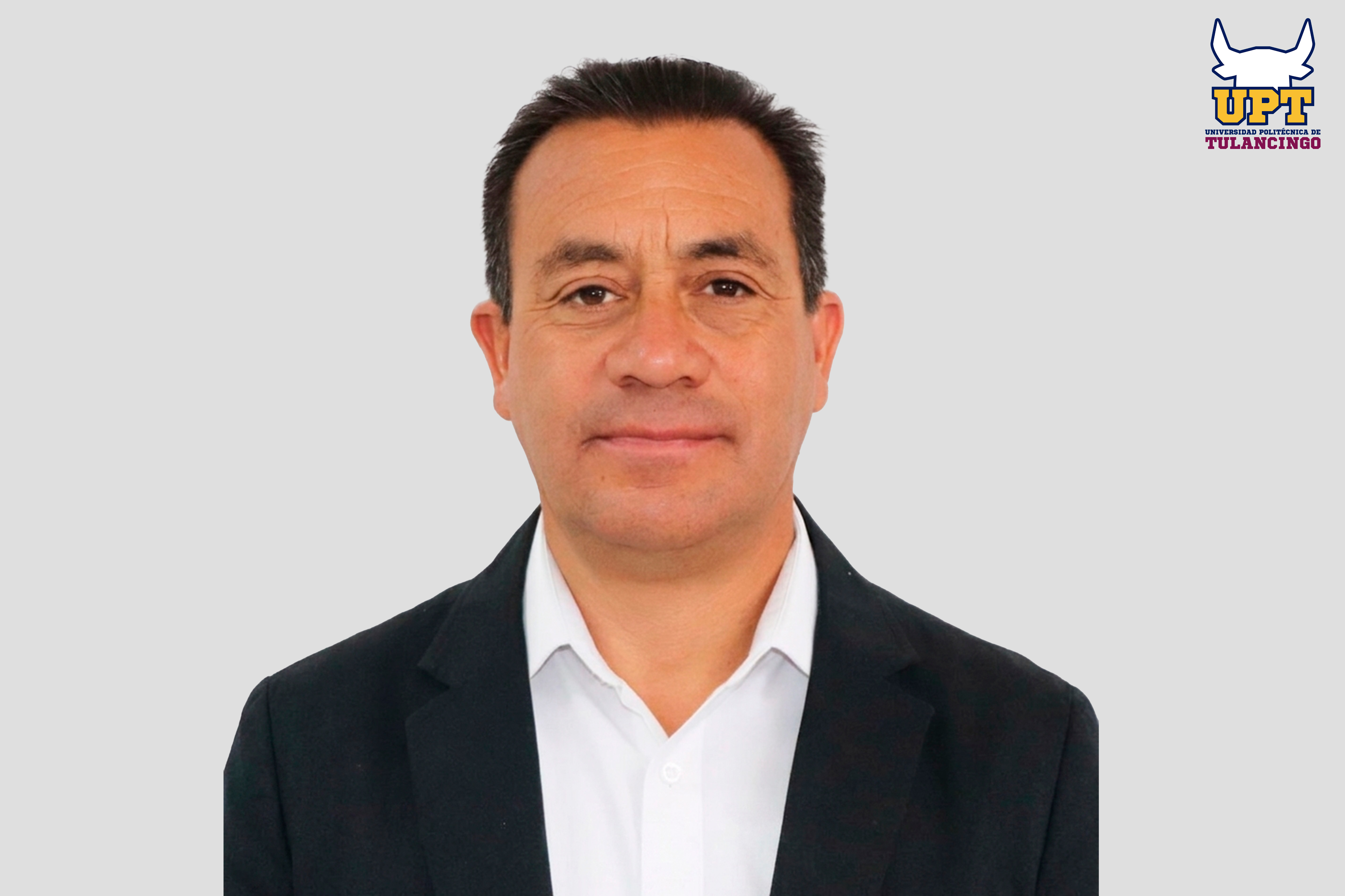 Dr. Raymundo Lozano Rosales