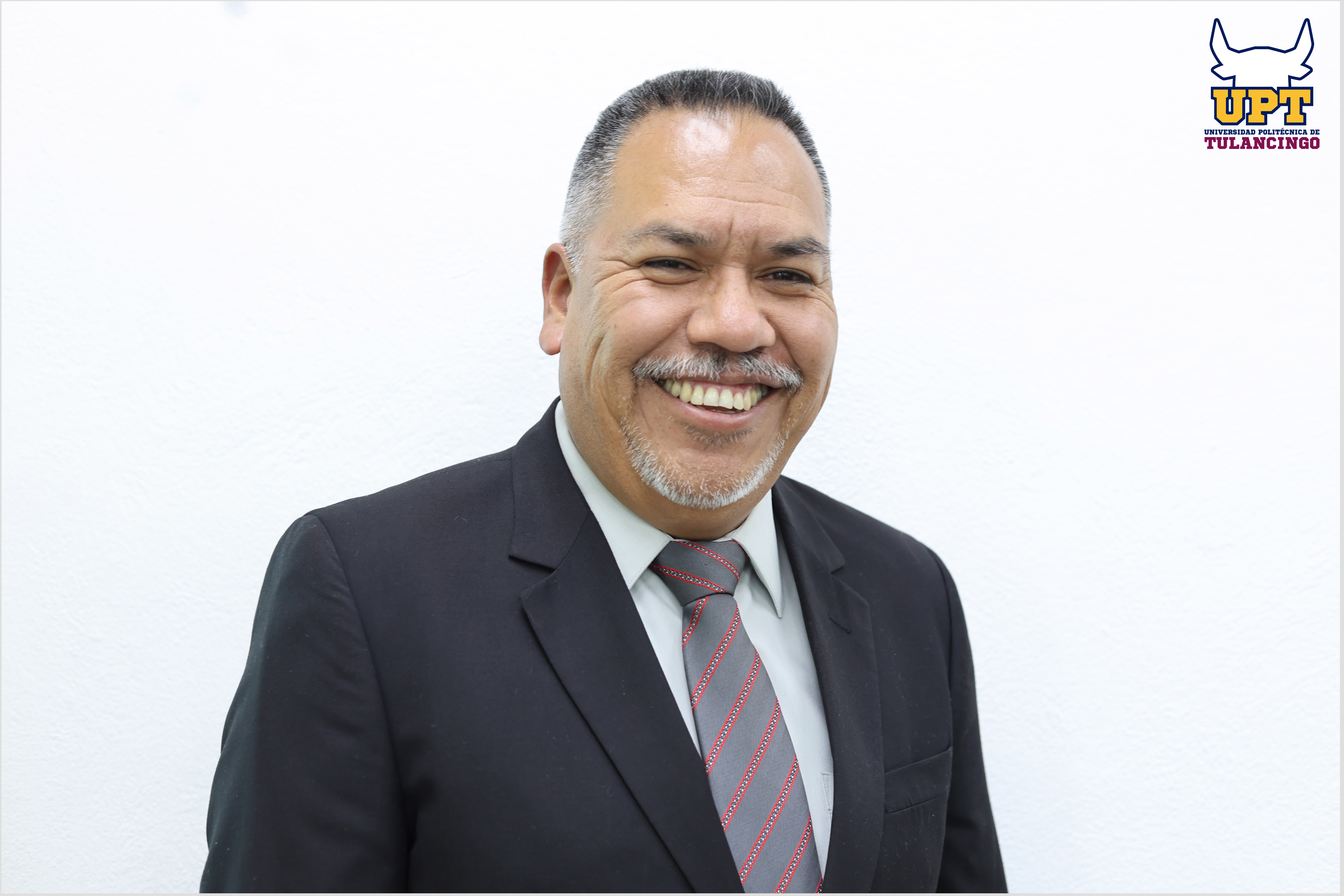 Dr. Iván de Jesús Rivas Cambero
